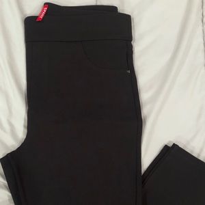 SPANX Black Pull On Pants - Size Medium
